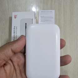 M8 4G Pocket Wifi Router 2100mah Battery