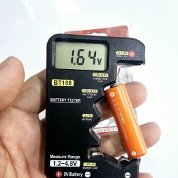 BT189 Universal Battery Tester LCD Display