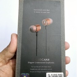 Santa Barbara Mahogany Wired Headphone